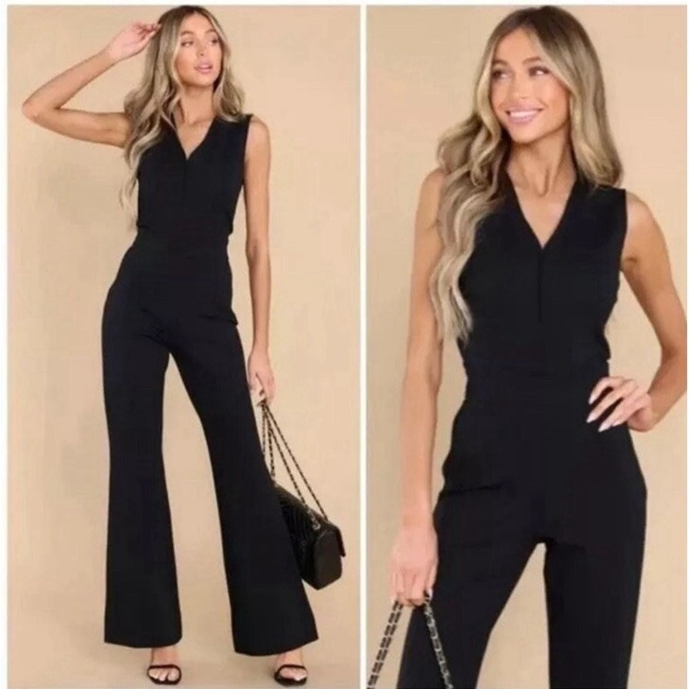 NWOT SPANX Sz S Petite The Perfect Sleeveless Flare Leg Jumpsuit Black Slimming